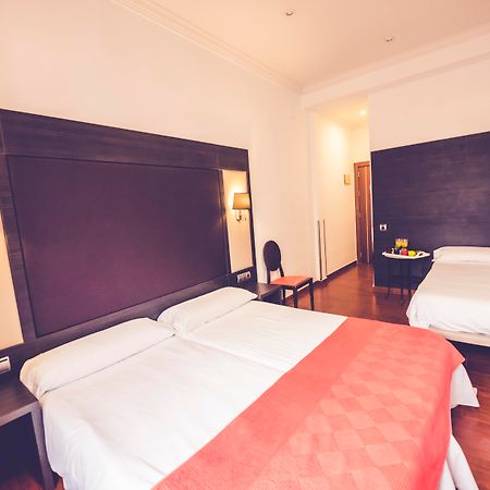 Hostal Sol Los Angeles Madrid Eksteriør billede
