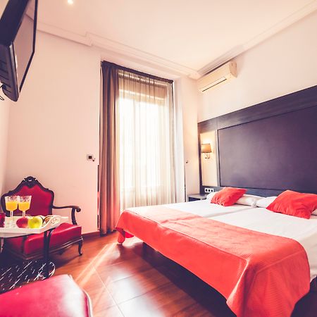 Hostal Sol Los Angeles Madrid Eksteriør billede