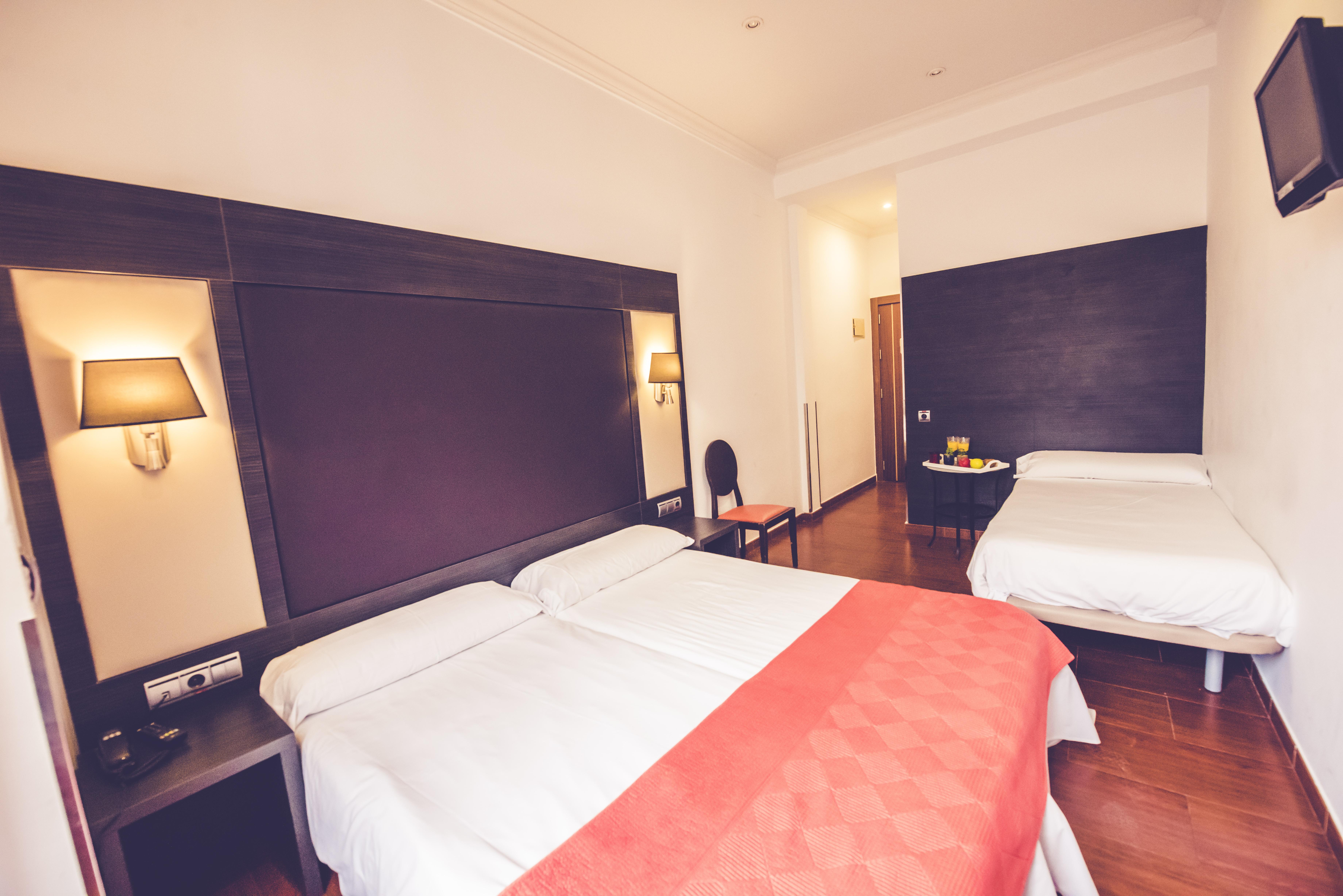 Hostal Sol Los Angeles Madrid Eksteriør billede