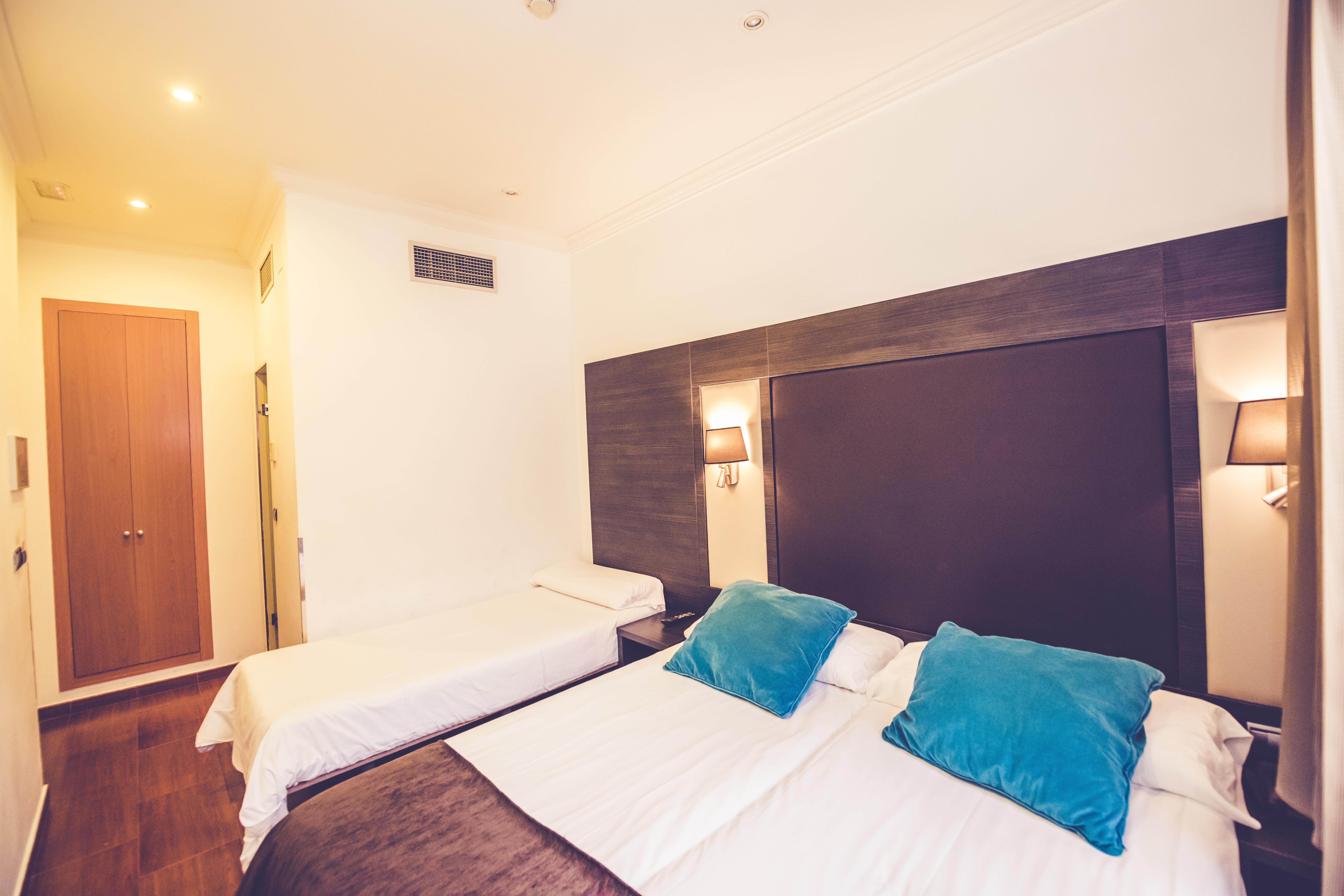 Hostal Sol Los Angeles Madrid Eksteriør billede