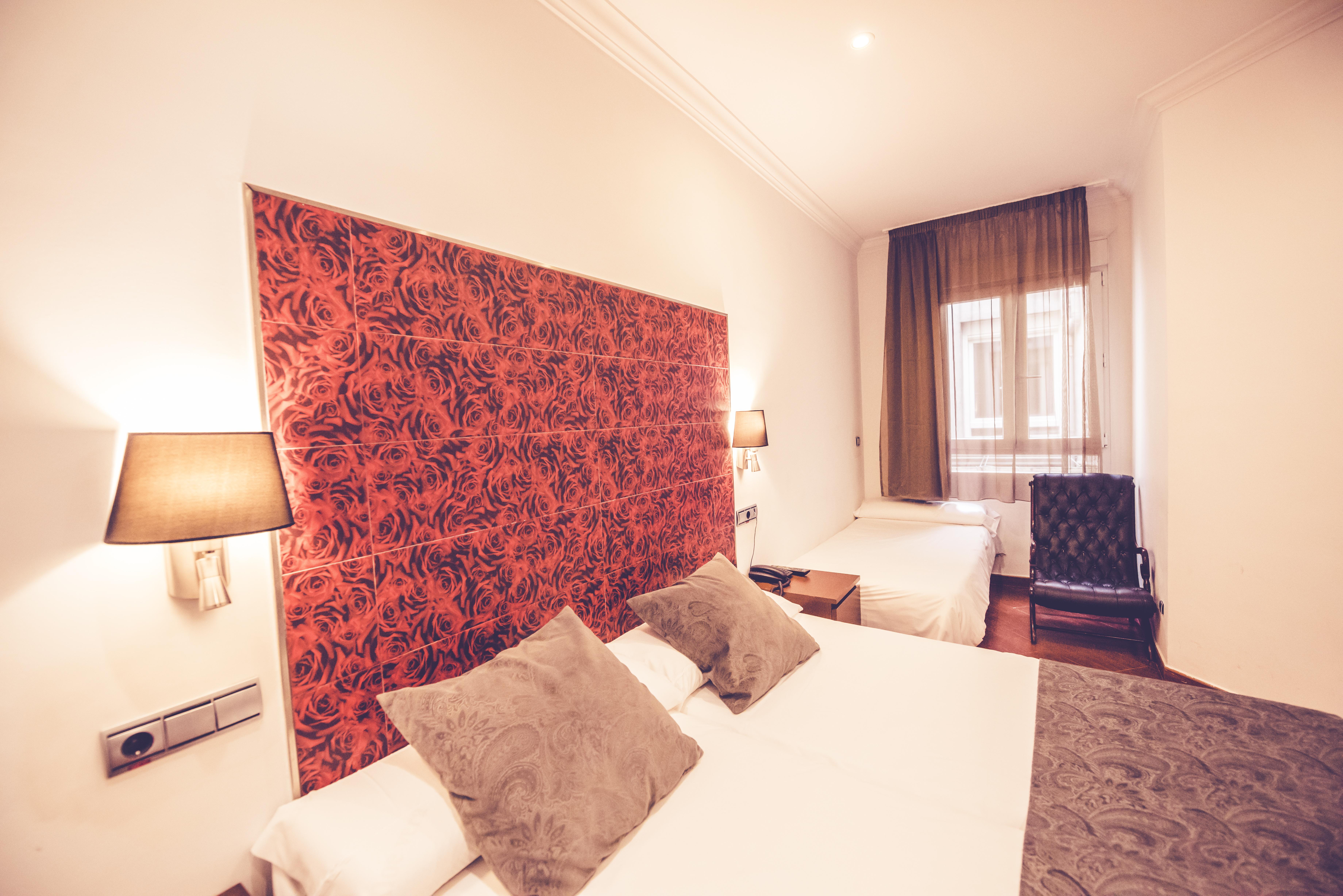 Hostal Sol Los Angeles Madrid Eksteriør billede