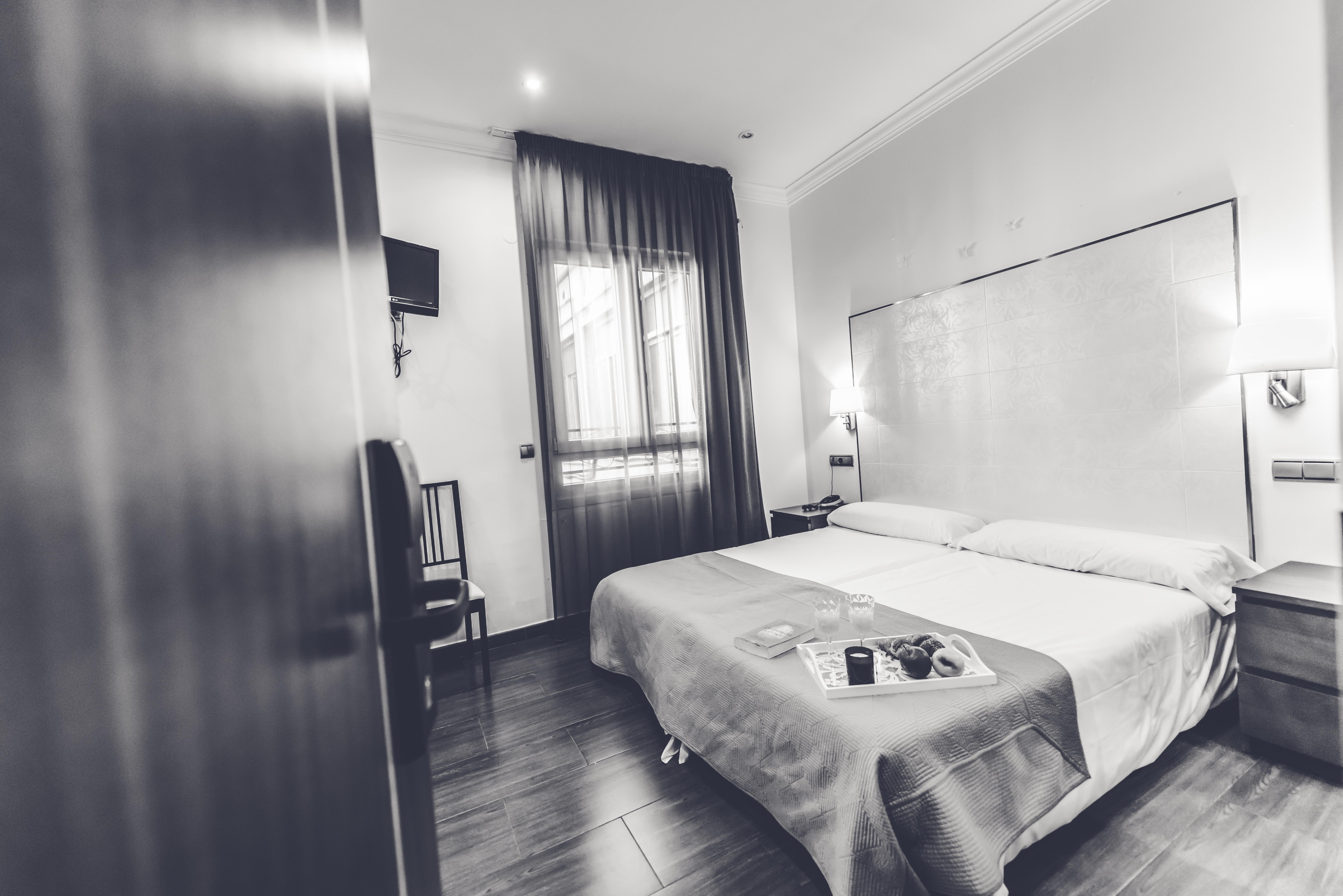 Hostal Sol Los Angeles Madrid Eksteriør billede
