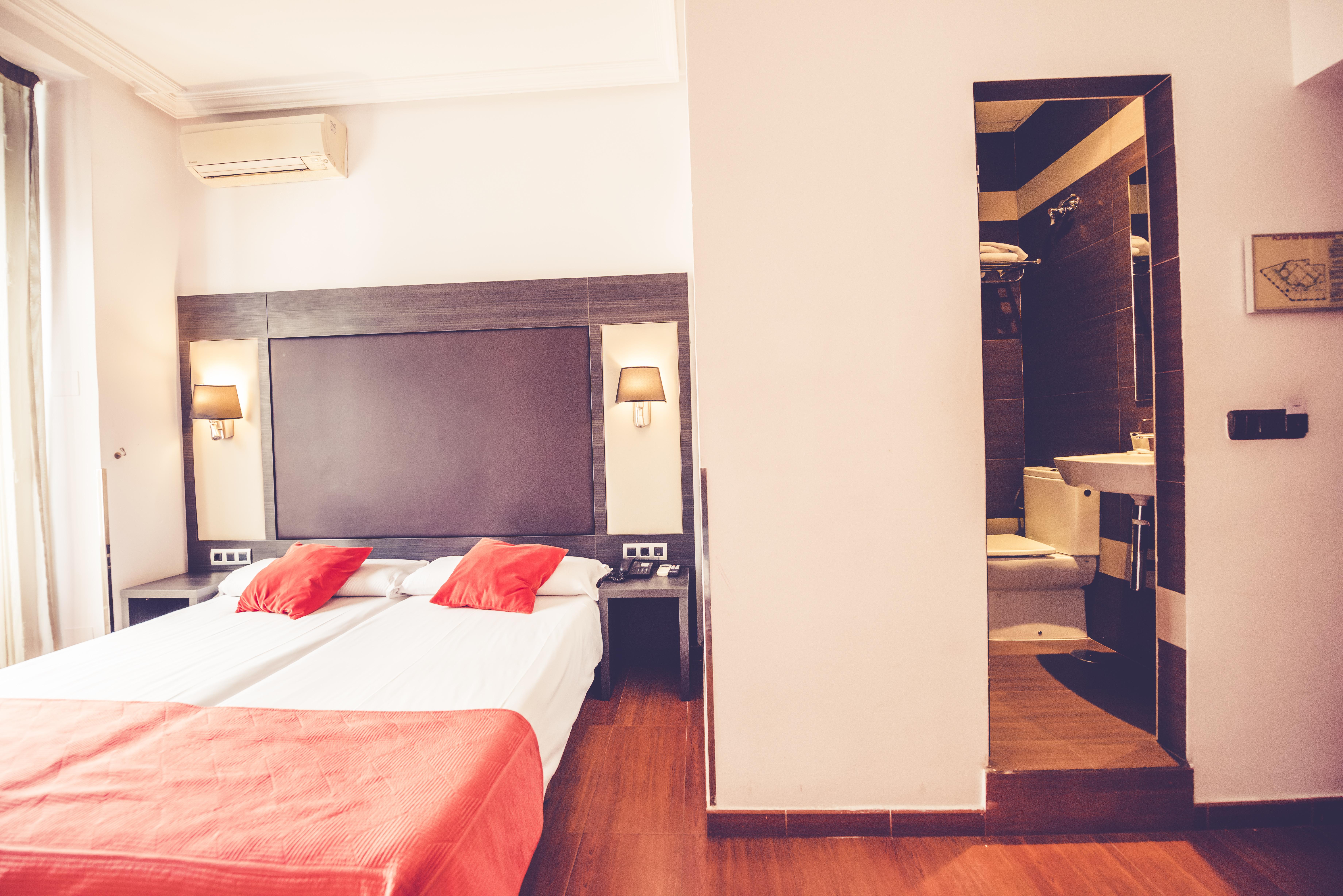 Hostal Sol Los Angeles Madrid Eksteriør billede